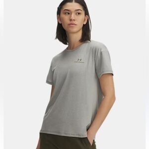 Under Armour Heather Gray HeatGear Top